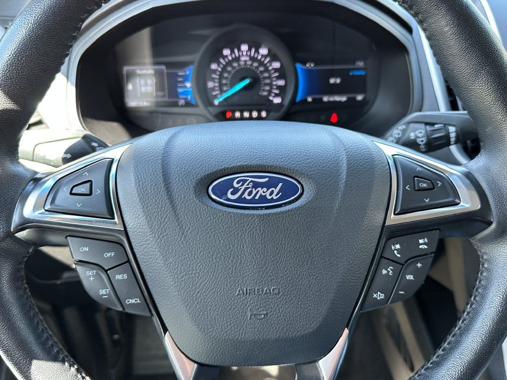 Used 2024 Ford Edge SEL AWD/4WD image 19
