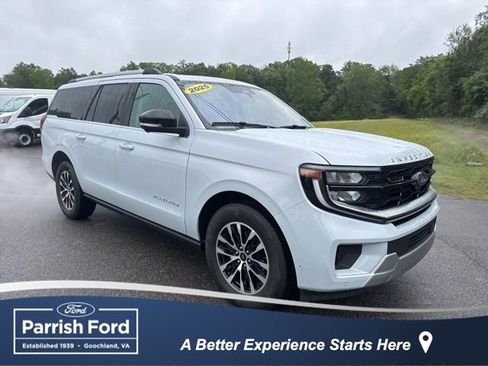 Used 2025 Ford Expedition Max Platinum AWD/4WD image 1