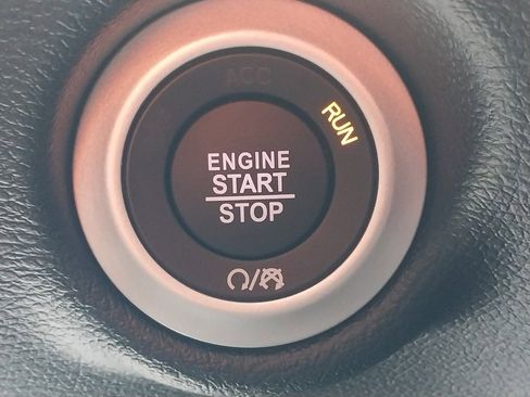 New 2026 Chrysler Voyager LX image 24