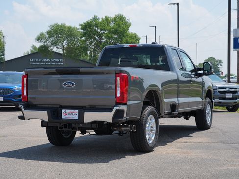 New 2026 Ford F250 XLT w/ FX4 Off-Road Package AWD/4WD image 3