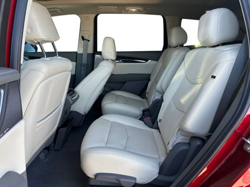Used 2025 Cadillac XT6 Premium Luxury w/ Technology Package FWD image 13