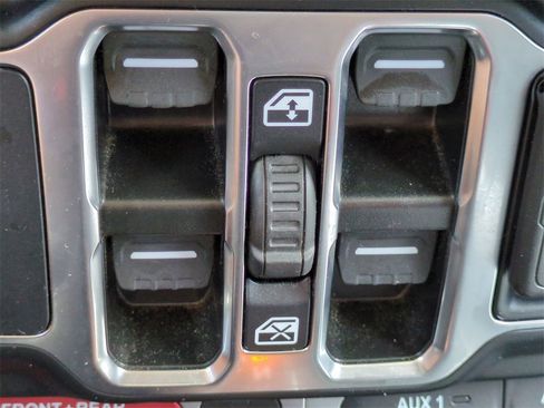 Used 2024 Jeep Wrangler Unlimited Rubicon image 22