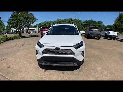 Used 2024 Toyota RAV4 Limited FWD image 3