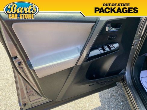 Used 2017 Toyota RAV4 Limited w/ Protection Package AWD/4WD image 24