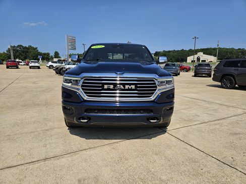 Used 2024 RAM 1500 Limited AWD/4WD image 9