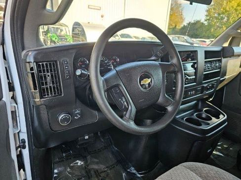 Used 2019 Chevrolet Express 3500 LT w/ LT Preferred Equipment Group RWD image 8