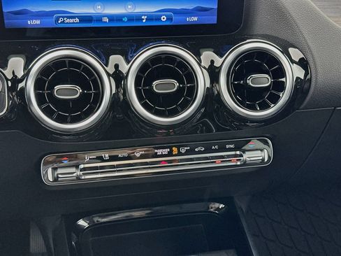 Certified 2026 Mercedes-Benz GLA 250 4MATIC image 16