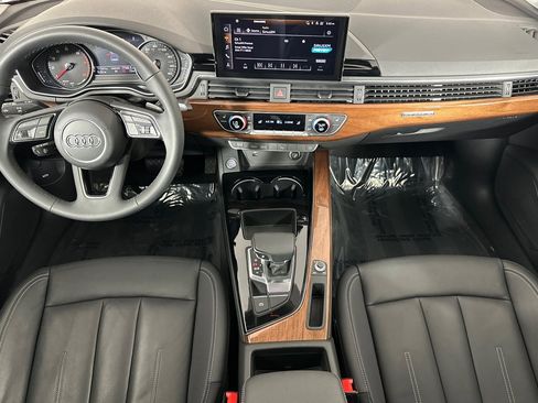 Used 2023 Audi A4 2.0T Premium w/ Convenience Package image 12