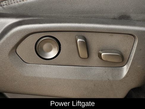 Used 2023 Chevrolet Tahoe High Country image 32