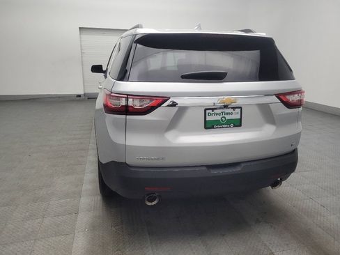 Used 2021 Chevrolet Traverse LT FWD image 6