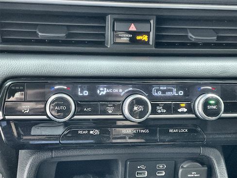 Certified 2024 Honda Pilot EX-L image 30