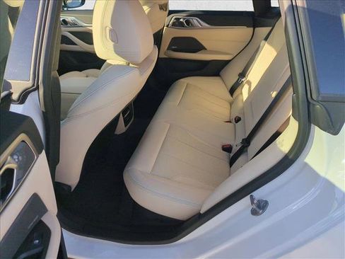 Used 2025 BMW i4 xDrive40i w/ Premium Package AWD/4WD image 19