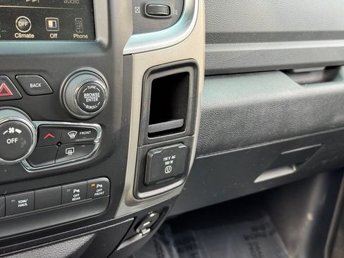 Used 2016 RAM 1500 Big Horn AWD/4WD image 14
