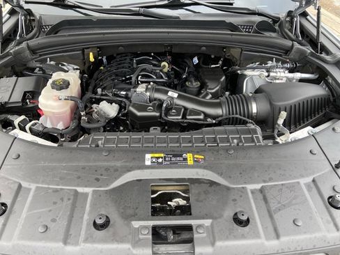 Used 2023 Jeep Grand Cherokee L Laredo image 26