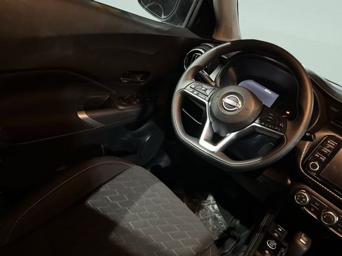 Used 2024 Nissan Kicks SV image 17