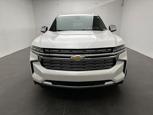 Used 2021 Chevrolet Suburban Premier image 4