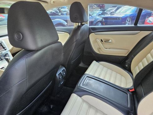 Used 2012 Volkswagen CC Sport image 20