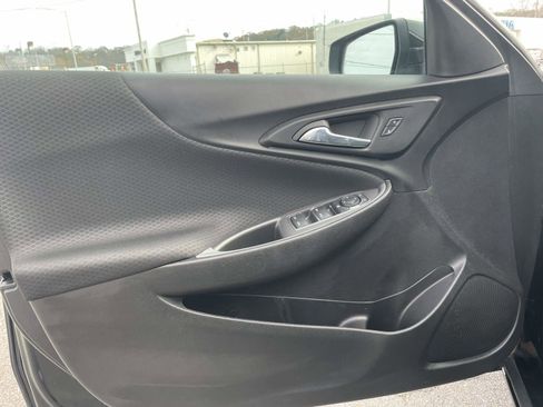 Used 2024 Chevrolet Malibu LT image 5