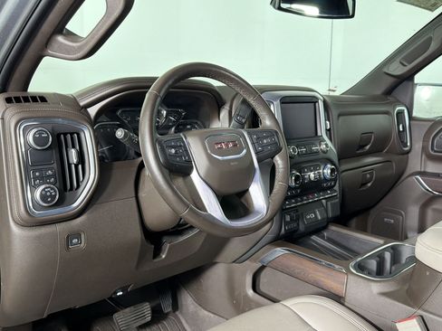 Used 2020 GMC Sierra 1500 SLT w/ SLT Premium Plus Package RWD image 3