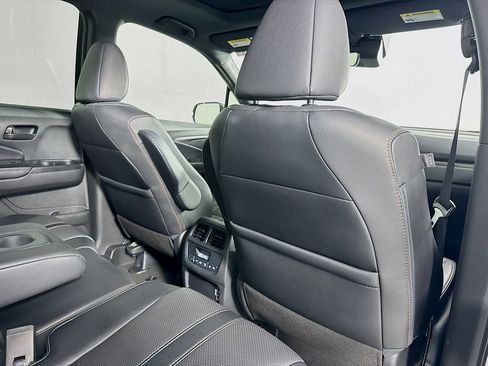 Used 2022 Honda Pilot TrailSport image 35