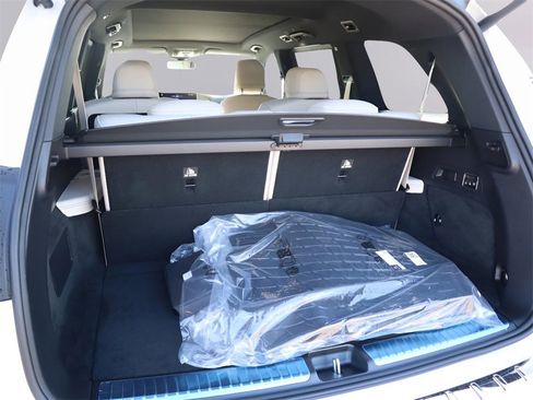 New 2026 Mercedes-Benz GLS 450 4MATIC image 9