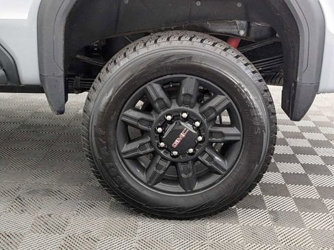 Used 2025 GMC Sierra 3500 AT4 w/ AT4 Premium Plus Package image 15