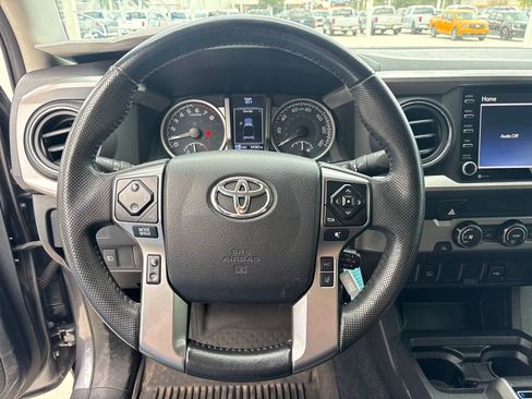 Used 2021 Toyota Tacoma SR5 image 17