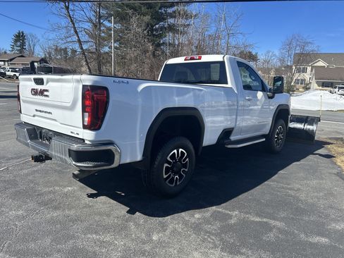 Used 2022 GMC Sierra 2500 SLE w/ SLE Convenience Package image 10