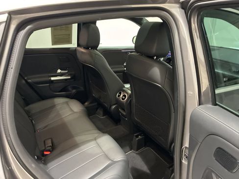 Used 2026 Mercedes-Benz GLA 250 4MATIC image 24