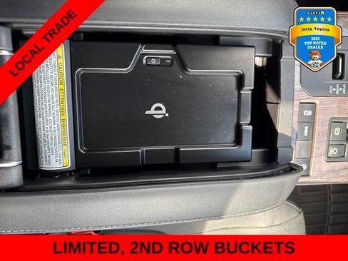 Used 2021 Toyota Highlander Limited FWD image 27