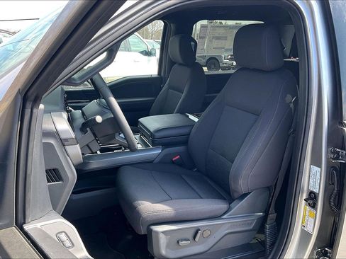 New 2026 Ford F150 XLT w/ Equipment Group 302A MID AWD/4WD image 9