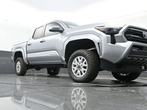 New 2026 Toyota Tacoma SR5 image 22