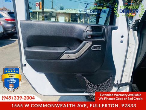 Used 2013 Jeep Wrangler Unlimited Sport image 25