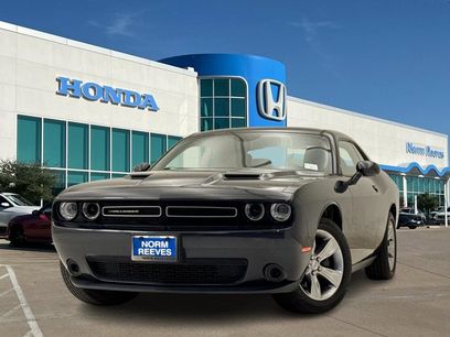 Used 2019 Dodge Challenger SXT