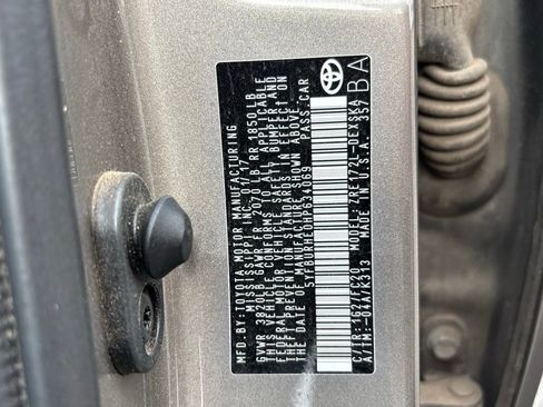 Used 2017 Toyota Corolla SE image 13