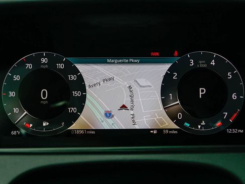 Used 2025 Land Rover Range Rover Velar Dynamic SE image 25