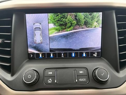 Used 2020 GMC Acadia Denali w/ Denali Ultimate Package AWD/4WD image 40