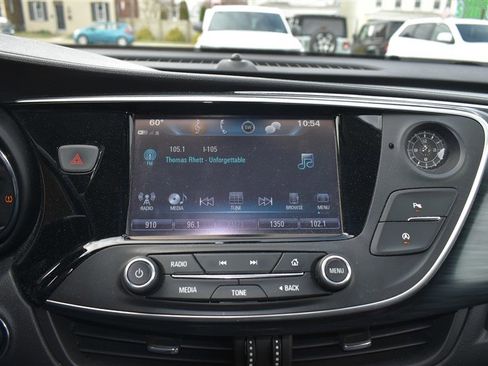 Used 2020 Buick Envision Essence image 16