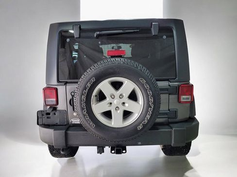 Used 2016 Jeep Wrangler Unlimited Sport w/ Quick Order Package 24S image 14