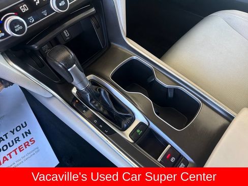 Used 2018 Honda Accord LX image 22