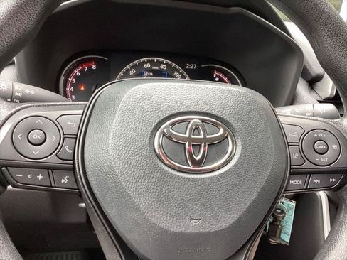 Certified 2025 Toyota RAV4 LE AWD/4WD image 16