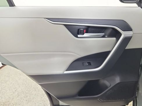 Used 2023 Toyota RAV4 XLE FWD image 14