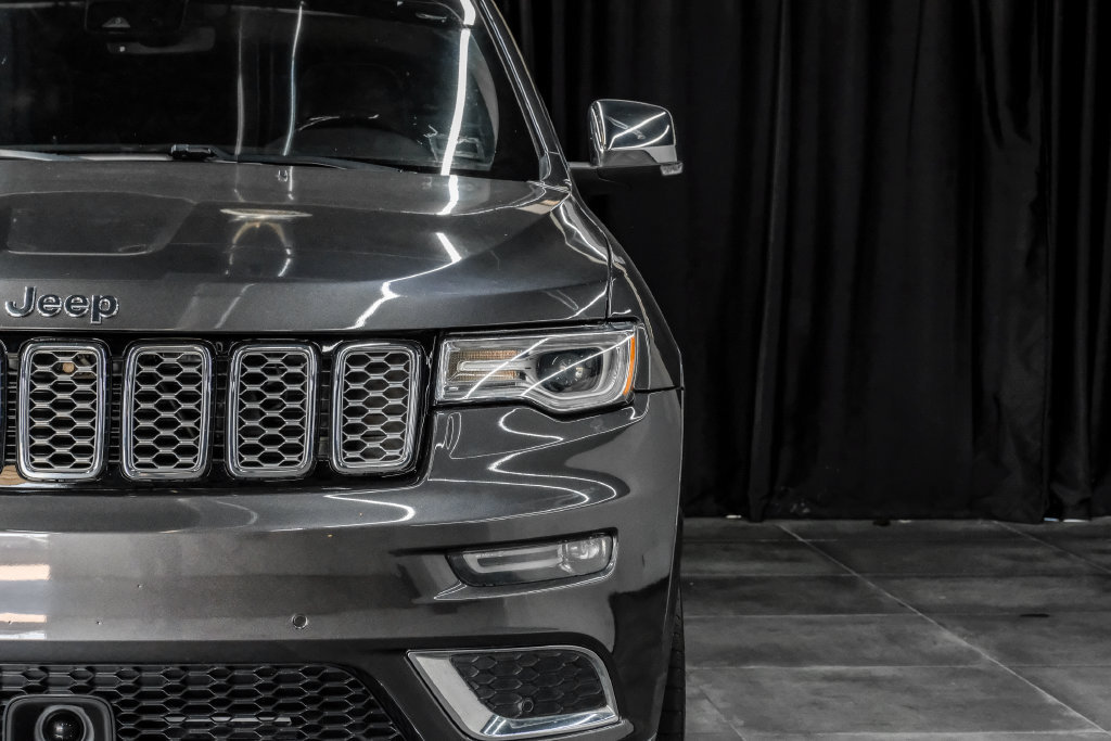 Used 2021 Jeep Grand Cherokee Summit AWD/4WD image 52