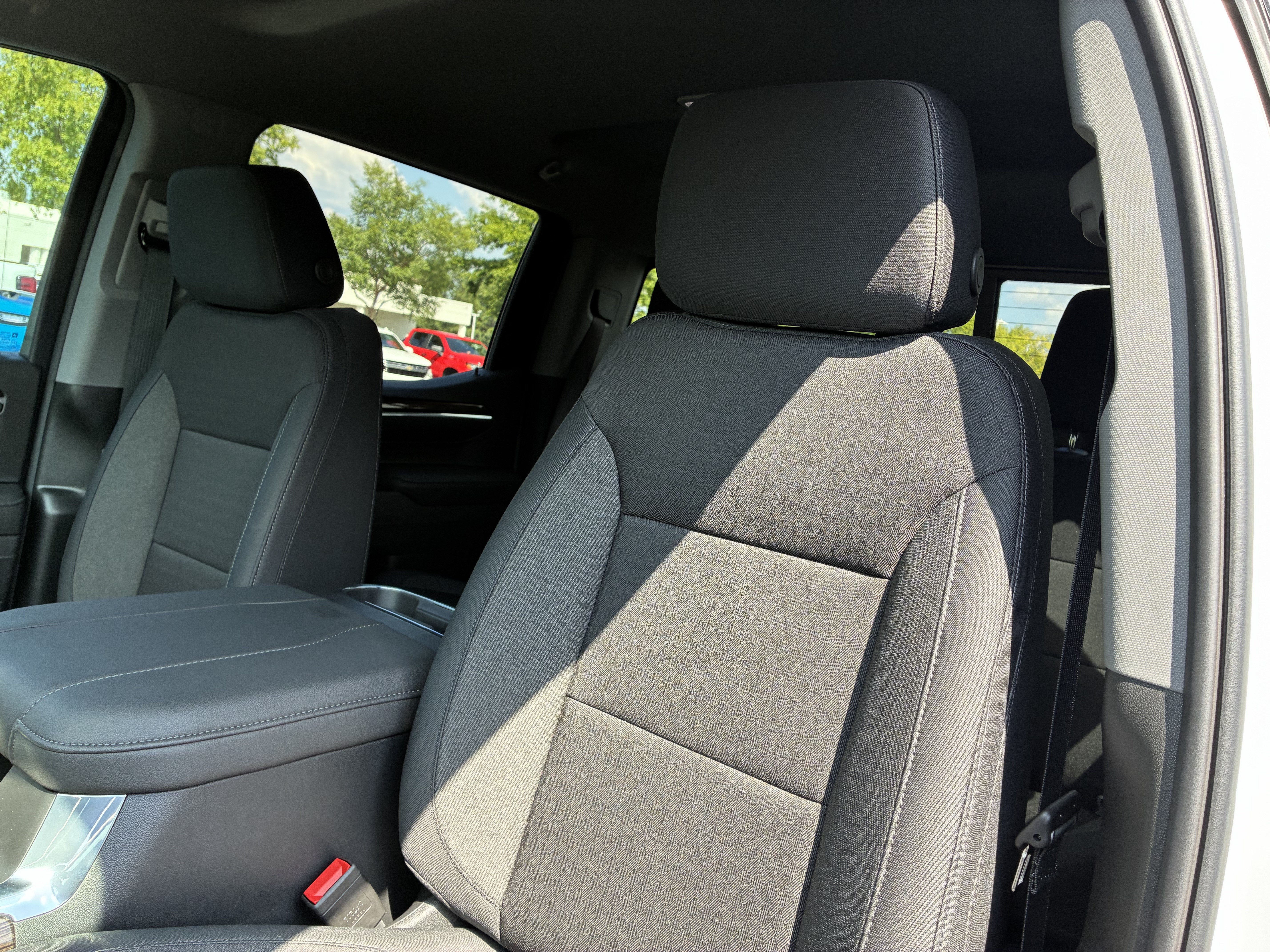 New 2026 Chevrolet Silverado 1500 RST w/ Dark Appearance Package AWD/4WD image 22