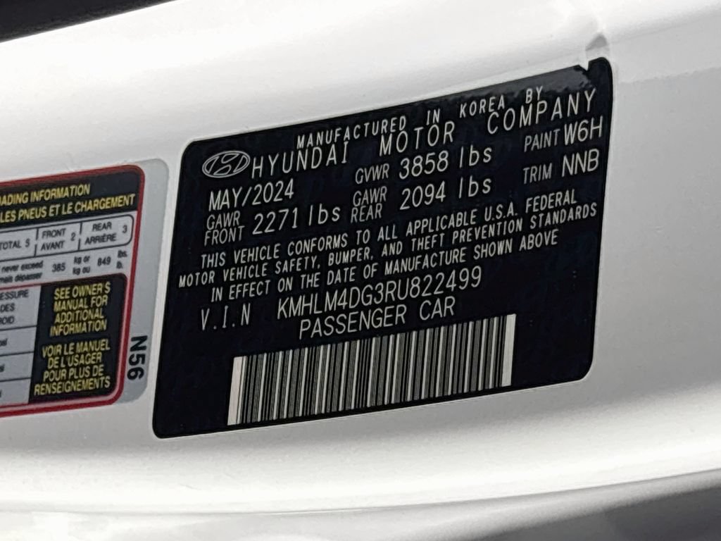 Used 2024 Hyundai Elantra SEL FWD image 25