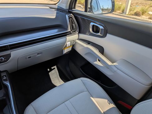 New 2026 Kia Sorento S FWD image 22