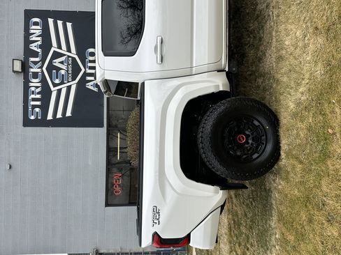 Used 2024 Toyota Tacoma TRD Sport image 6