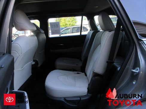 Certified 2025 Toyota Grand Highlander AWD Hybrid image 24