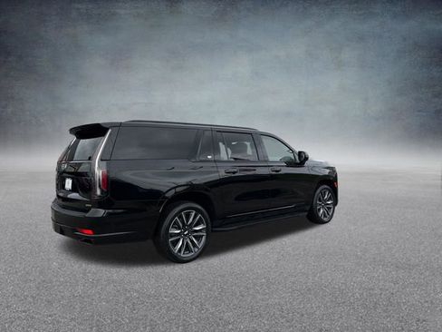 Used 2024 Cadillac Escalade ESV Sport image 4