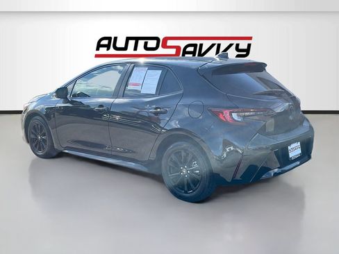 Used 2023 Toyota Corolla SE w/ SE Premium Package FWD image 5